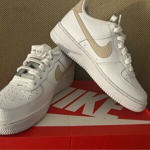 Nike Air Force 1 Low '07 Essential